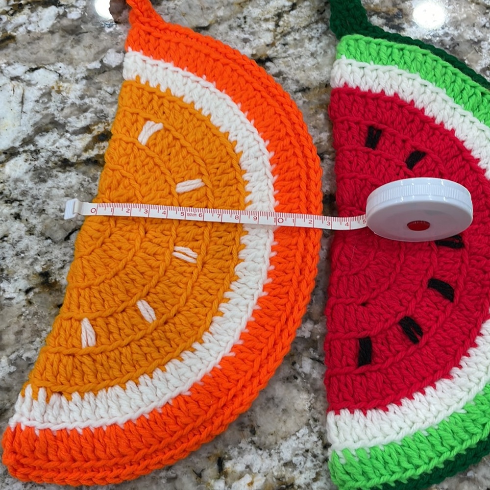 Vintage Large Hand Crocheted Fruit Potholders never used - Picture 4 of 4